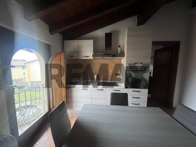 Appartamento in vendita a Pirlotti, Capriolo