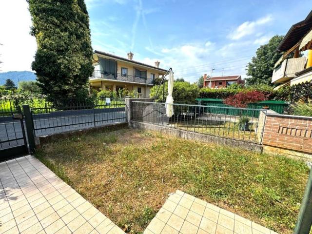 Appartamento in vendita a Capriolo, Lombardia