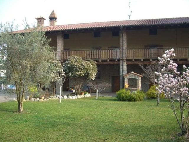 Appartamento in vendita a Capriolo, Lombardia