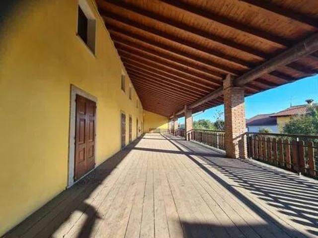 Appartamento in vendita a Le Case, Capriolo