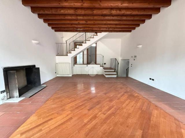 Appartamento in vendita a Pirlotti, Capriolo