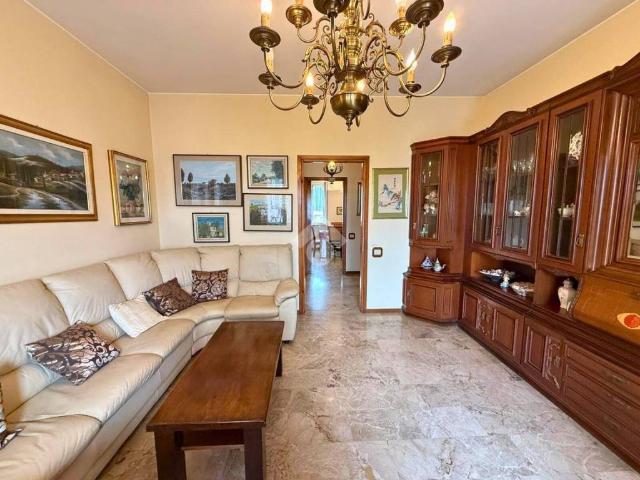 Appartamento in vendita a Pirlotti, Capriolo