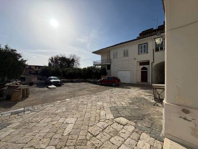 Appartamento in vendita a Capua, Campania