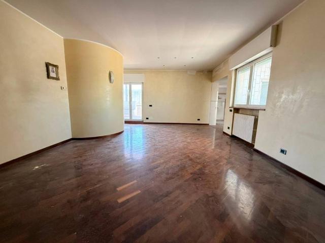 Appartamento in vendita a Puglia, Bari
