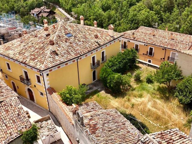 Appartamento in vendita a Carapelle Calvisio, Abruzzo
