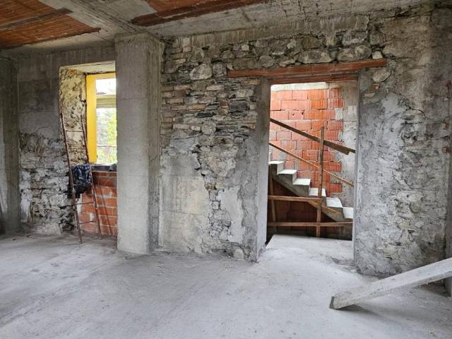 Appartamento in vendita a Carasco, Liguria