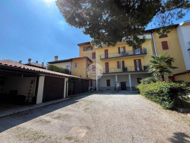 Appartamento in vendita a Realdino, Carate Brianza