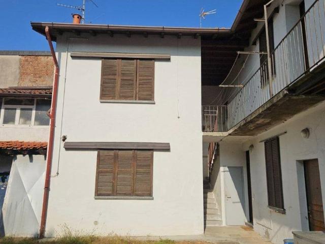 Appartamento in vendita a Carate Brianza, Lombardia