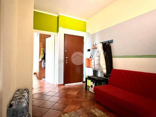 Appartamento in vendita a Carate Brianza, Lombardia