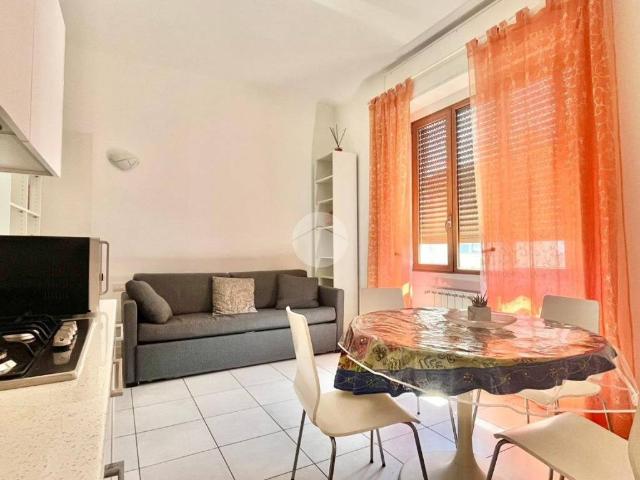 Appartamento in vendita a Carate Brianza, Lombardia