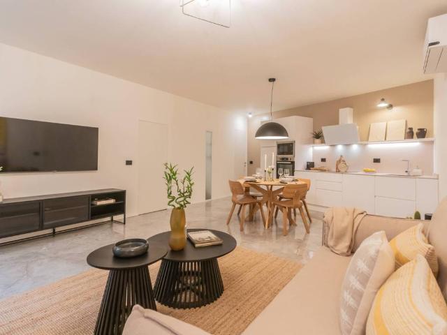 Appartamento in vendita a Somaina, Carate Urio