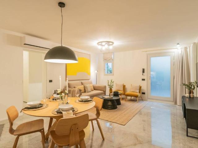 Appartamento in vendita a Carate Urio, Como