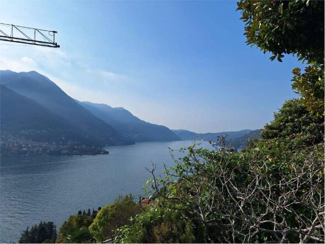 Appartamento in vendita a Carate Urio, Como