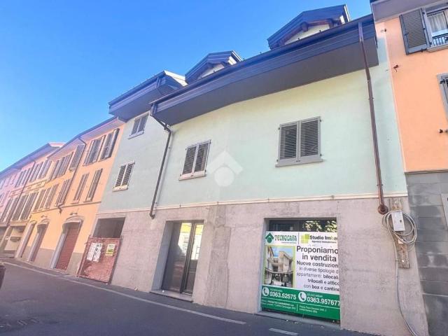 Appartamento in vendita a Caravaggio, Lombardia