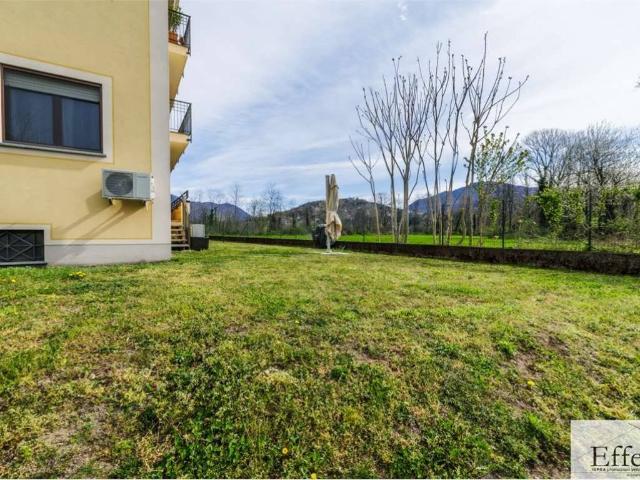 Appartamento in vendita a Canton d'Oro, Caravate
