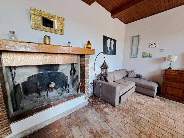 Appartamento in vendita a Carbognano, Lazio