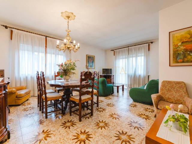 Appartamento in vendita a Carbonera, Veneto