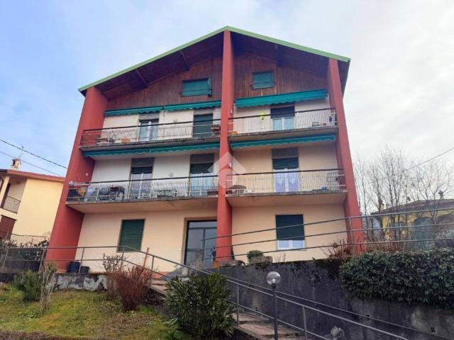 Appartamento in vendita a Carenno, Lombardia