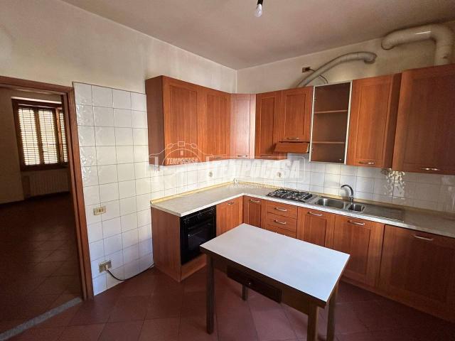 Appartamento in vendita a Carimate, Como