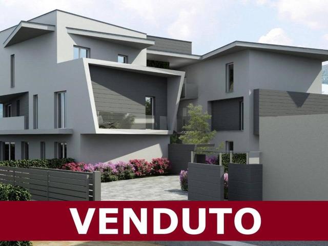 Appartamento in vendita a Carimate, Lombardia