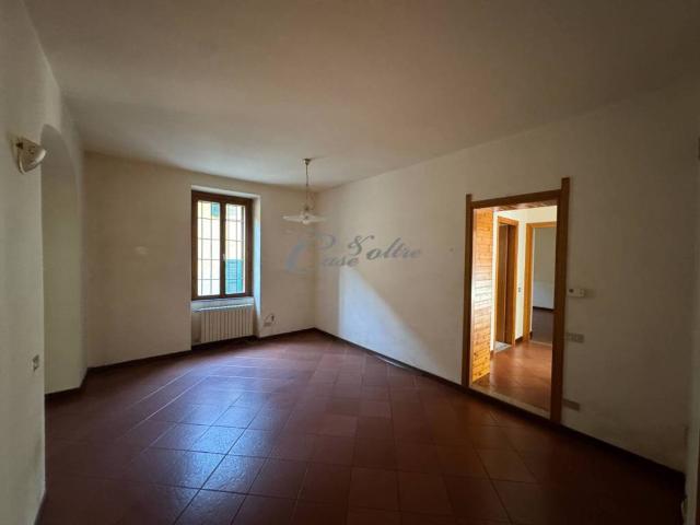 Appartamento in vendita a Carimate, Lombardia