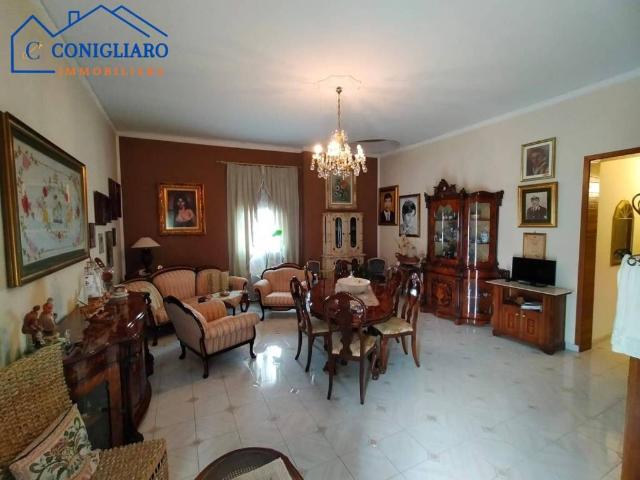 Appartamento in vendita a Carini, Sicilia