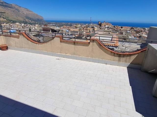 Appartamento in vendita a Carini, Sicilia