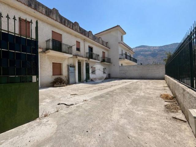 Appartamento in vendita a Carini, Sicilia