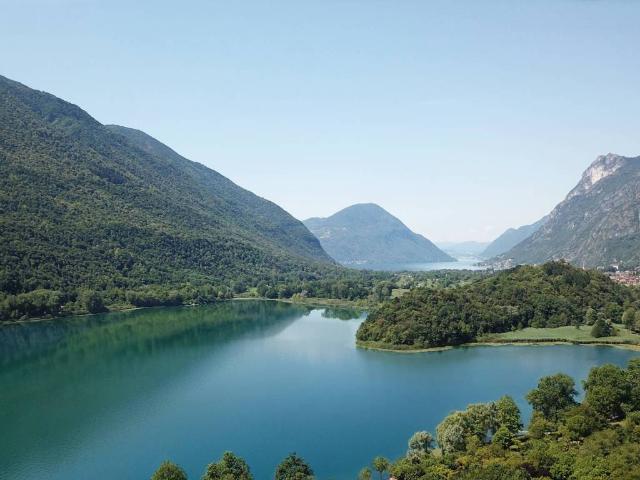 Appartamento in vendita a Carlazzo, Lombardia