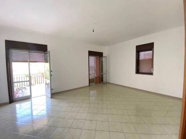 Appartamento in vendita a Carlentini, Sicilia