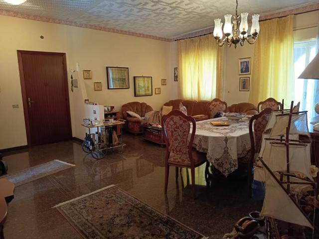 Appartamento in vendita a Carlentini, Sicilia