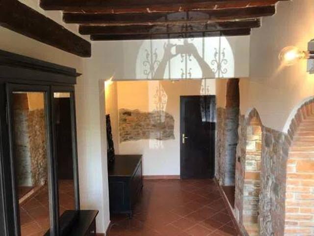 Appartamento in vendita a Carmignano, Toscana
