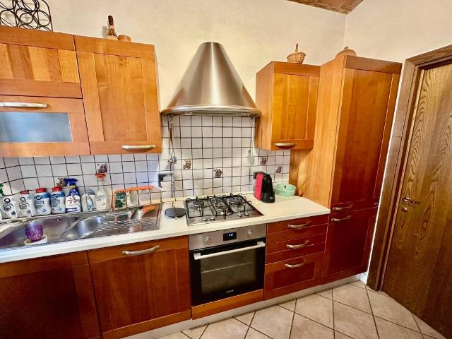 Appartamento in vendita a Comeana, Carmignano