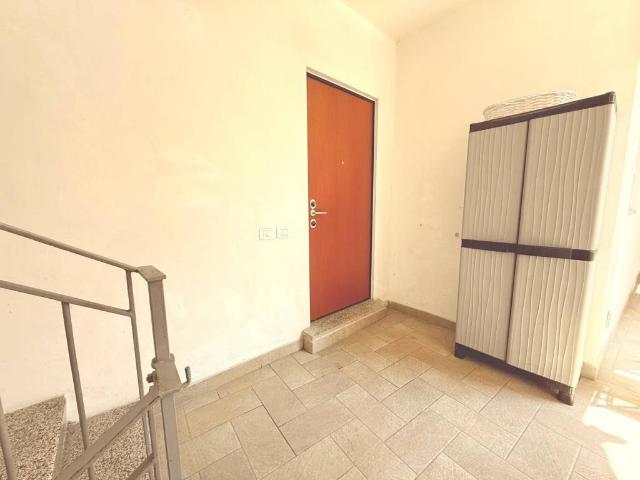 Appartamento in vendita a Carnago, Lombardia