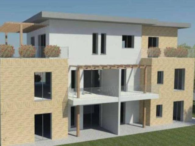 Appartamento in vendita a Carnago, Lombardia