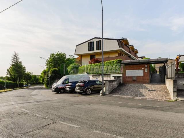 Appartamento in vendita a Carnate, Passirano