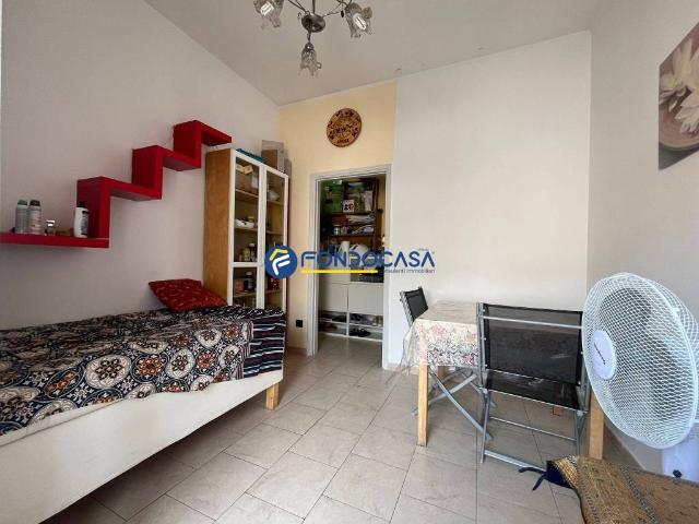 Appartamento in vendita a Carnate, Lombardia