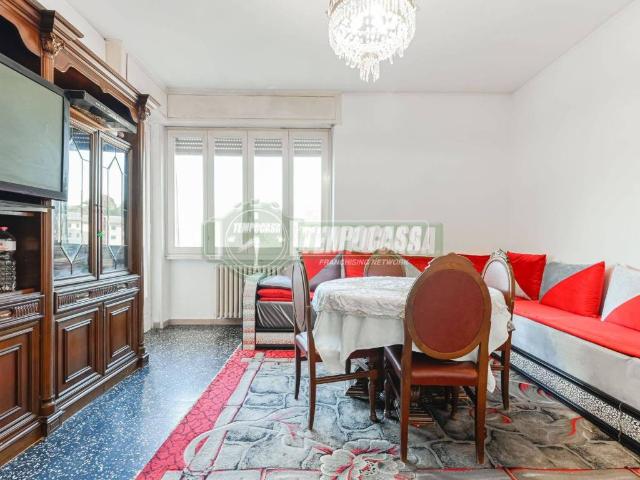 Appartamento in vendita a Carnate, Lombardia
