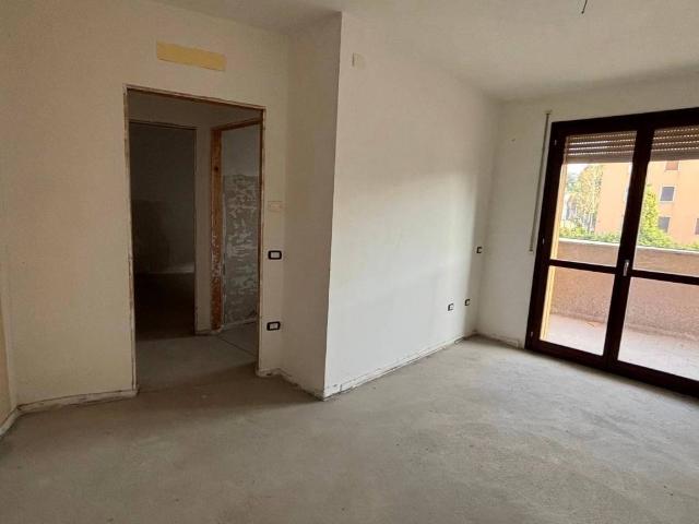 Appartamento in vendita a Carnate, Monza e della Brianza