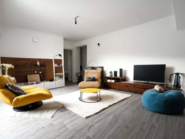 Appartamento in vendita a Carobbio Degli Angeli, Lombardia