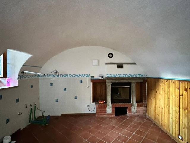 Appartamento in vendita a Comunità Montana della Valle Brembana, Carona