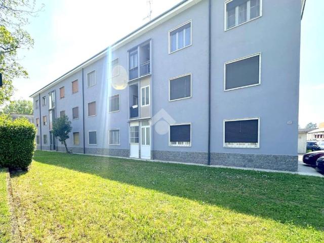 Appartamento in vendita a Cassina Pertusella, Caronno Pertusella