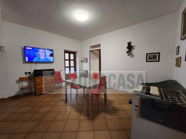 Appartamento in vendita a Travaino, Caronno Varesino