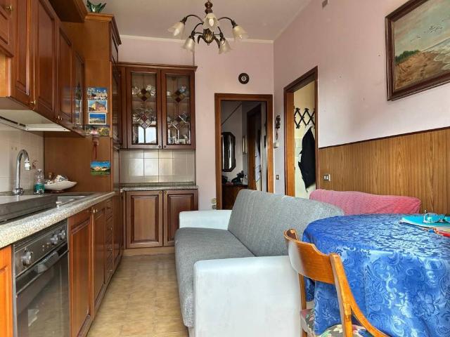 Appartamento in vendita a Travaino, Caronno Varesino