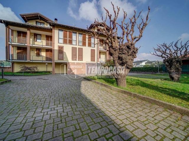 Appartamento in vendita a Travaino, Caronno Varesino