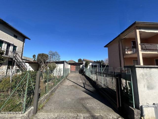 Appartamento in vendita a Travaino, Caronno Varesino