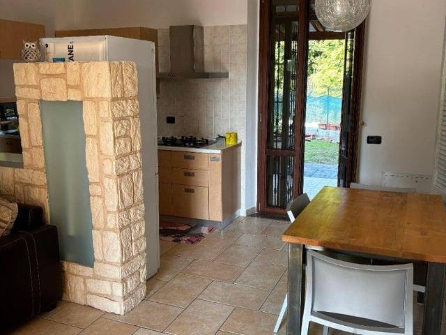 Appartamento in vendita a Cascina Papa, Caronno Varesino
