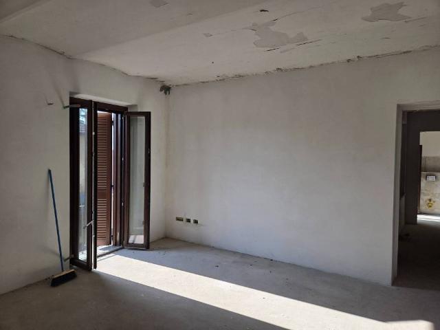 Appartamento in vendita a Travaino, Caronno Varesino