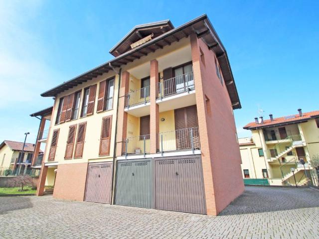 Appartamento in vendita a Travaino, Caronno Varesino
