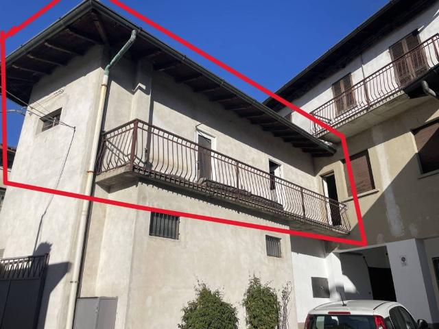 Appartamento in vendita a Travaino, Caronno Varesino